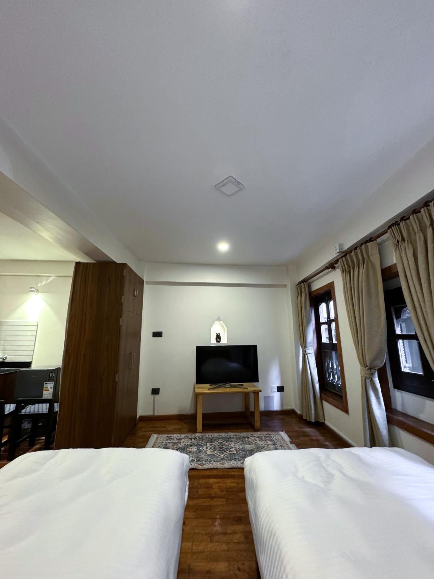 Karuna Hotel Patan Kathmandu Екстериор снимка